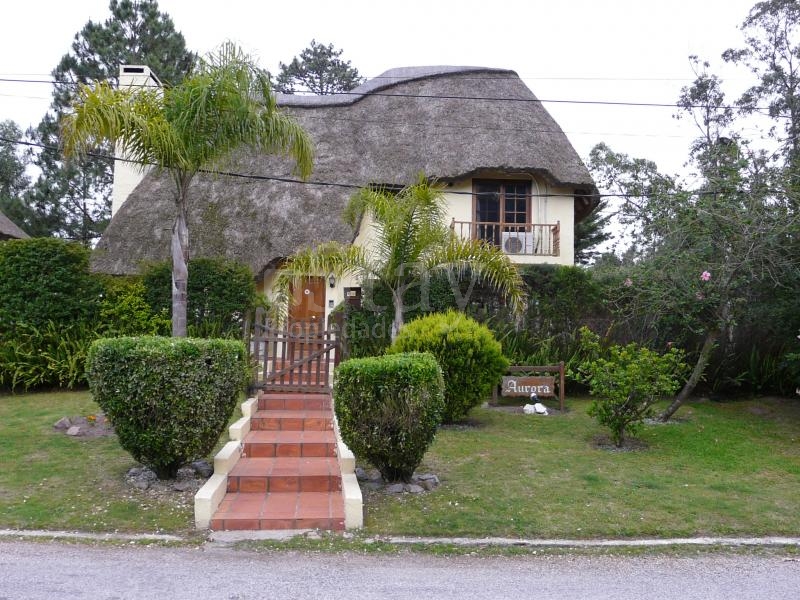 Casa en Pinares. Punta For Sale 189470