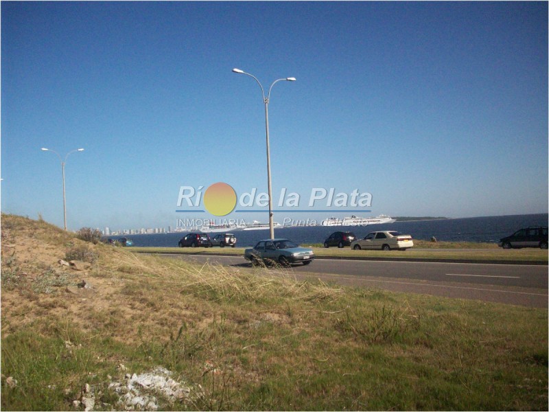 Terreno en Punta Del Este Playa Mansa. Punta For Sale 1344703