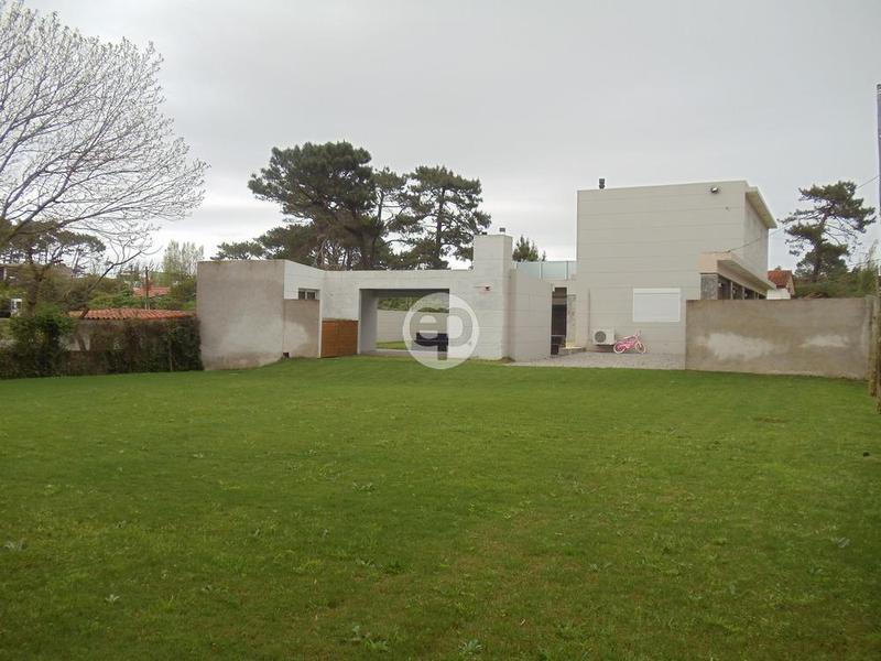 Terreno en Punta Del Este Rincón Del Indio. Punta For Sale 1281175